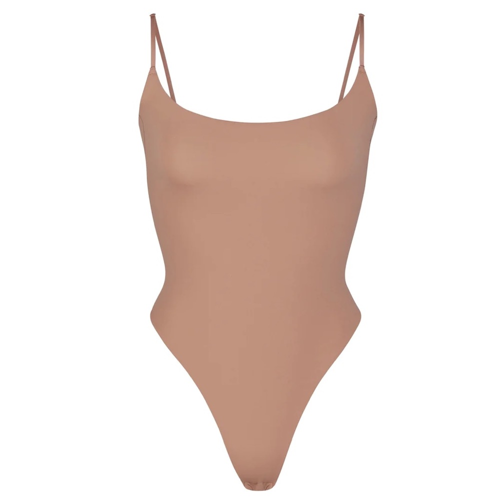 SKIMS Fits Everybody Cami Sienna Bodysuit